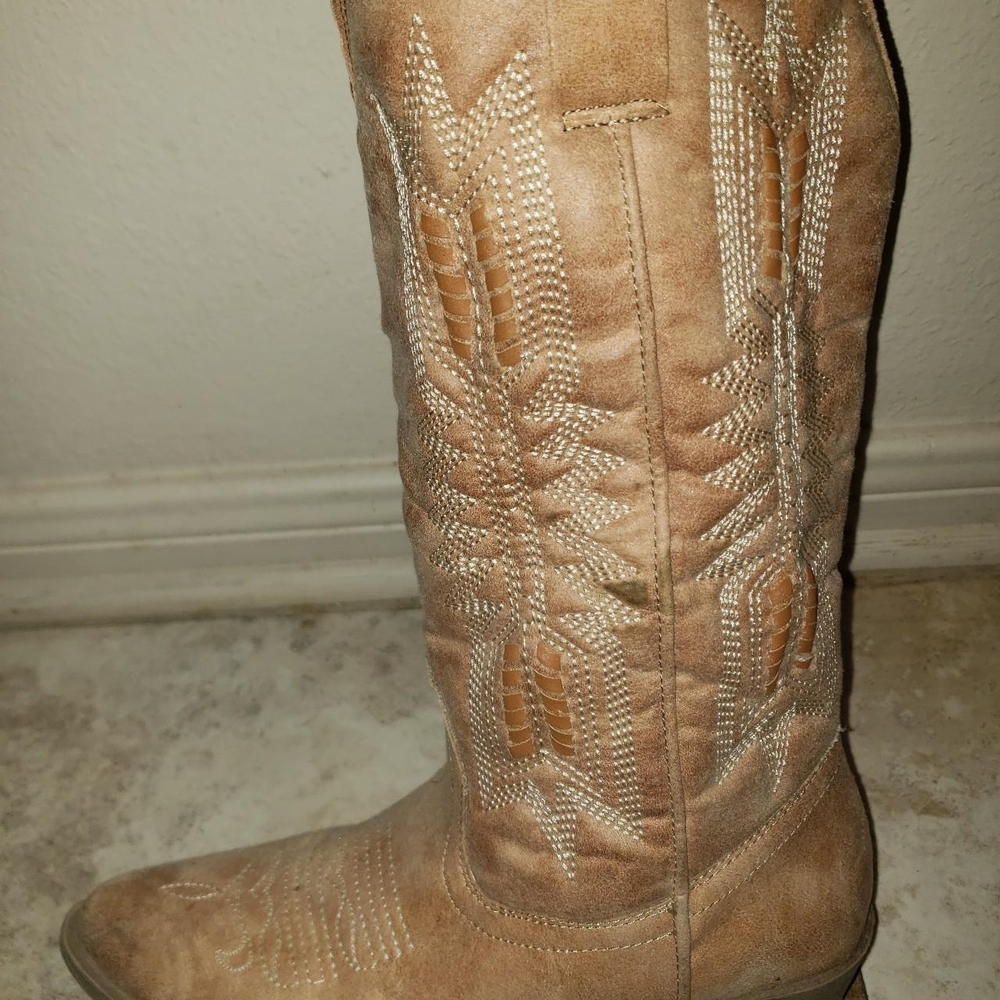 Coconuts by Matisse Tan Heeled Boots